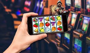 মোবাইল স্ক্রিনে app 500 বাস্কেটবল বিভাগ দেখার দৃশ্য